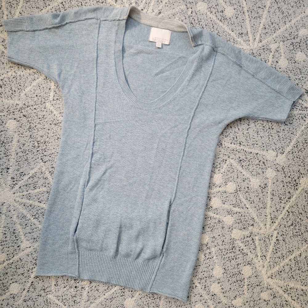 Banana Republic Heritage Shortsleeve knit kangaroo pocket light blue sweater
